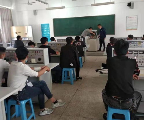 發揮職業教育優勢，助力技能提升培訓——龍海職校積極承辦重點群體計算機系統服務職業技能培訓